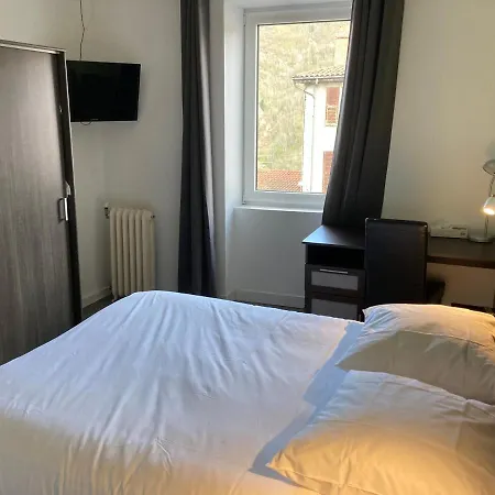 Hotel Aigle D'or 3*