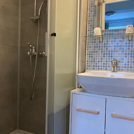 Hotel Aigle D'or 3*